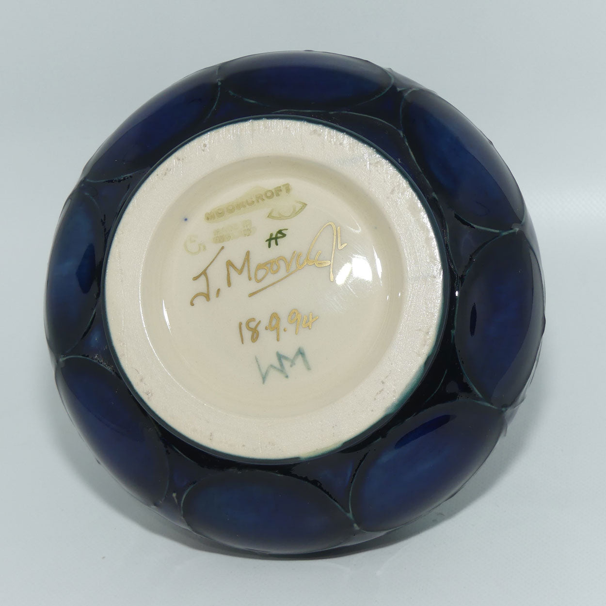 Moorcroft Lattice 32/5 vase | boxed