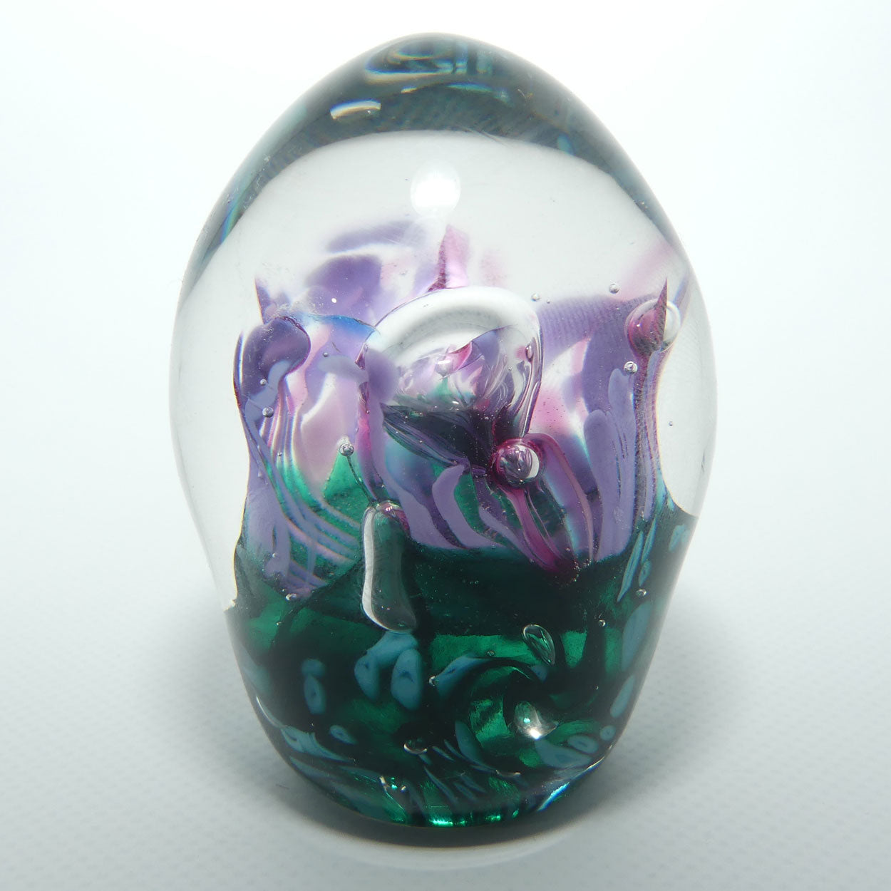 Lynden Over | Lava Glass New Zealand controlled bubble Rockpool paperweight c.2016