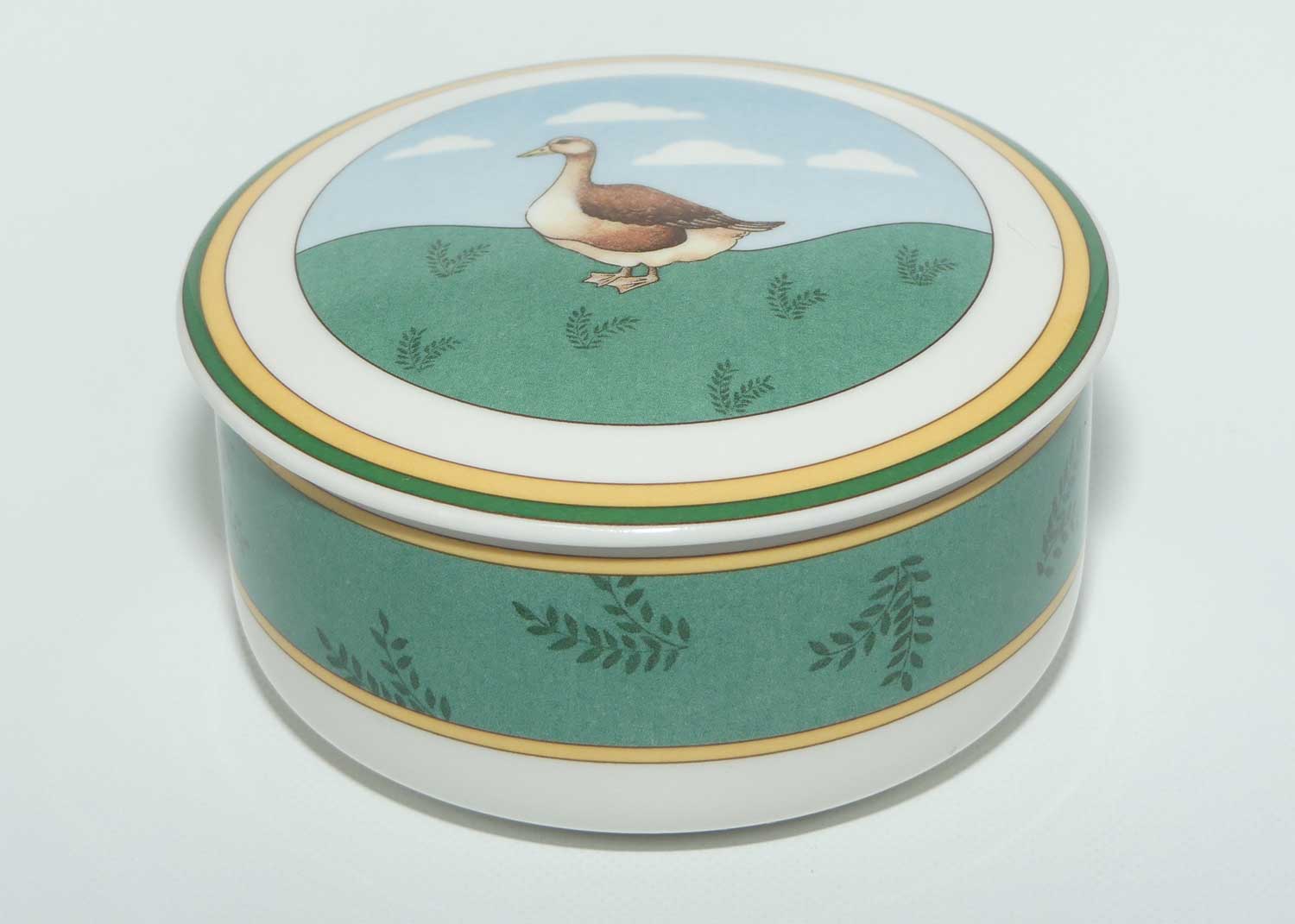Villeroy and Boch A La Ferme Les Animaux round trinket box | Duck | 10.5cm