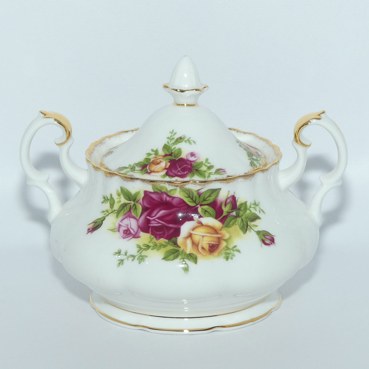 Royal Albert Bone China England Old Country Roses twin handled and lidded Sugar Bowl | © 1962 Royal Albert Ltd backstamp