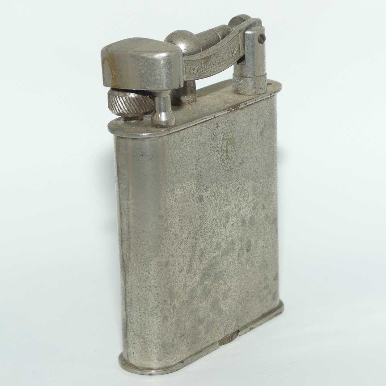 Unusual Lift Arm Elephant TRADE MARK table lighter | NOTE LARGE SIZE