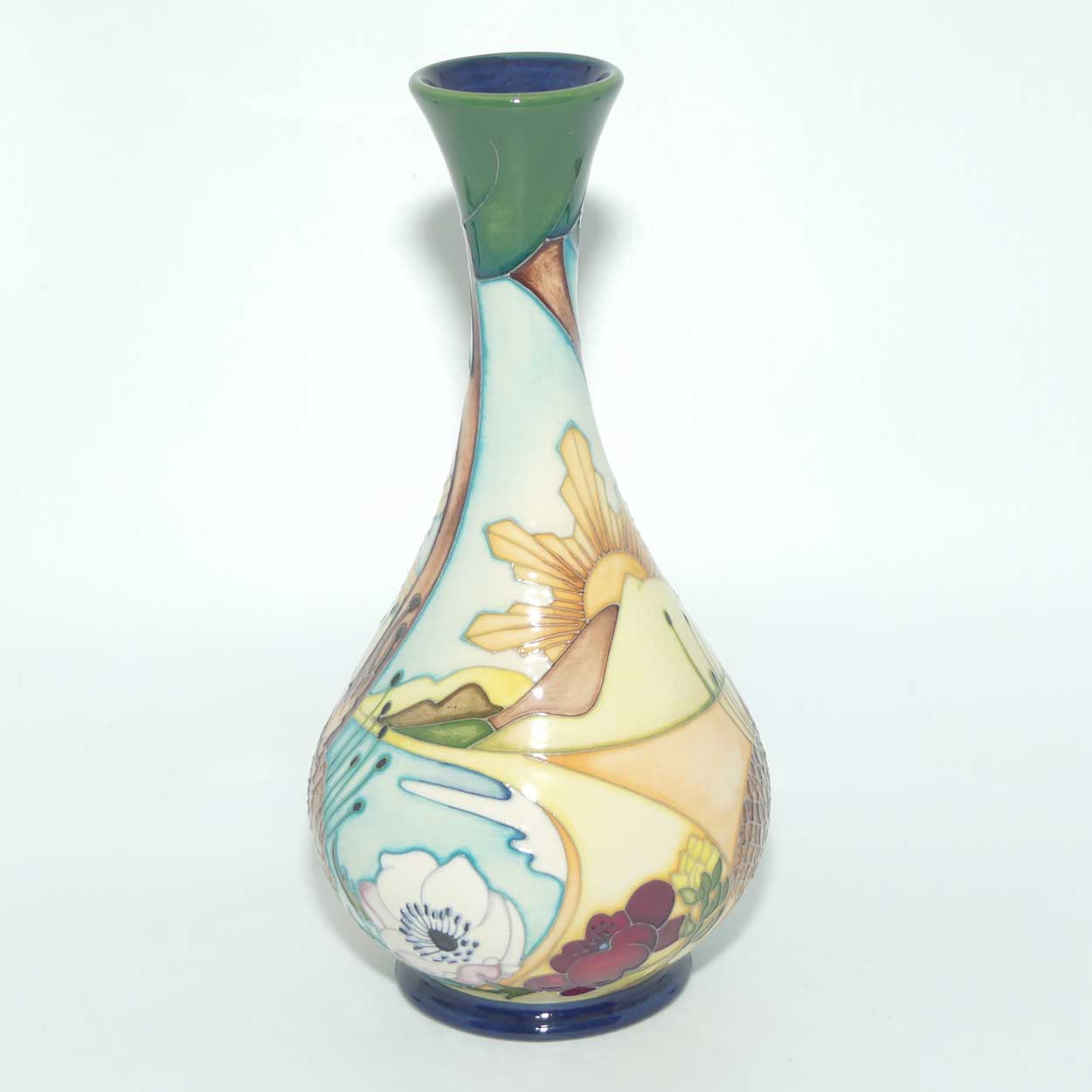 Moorcroft Anzac Centenary Lone Pine 80/9 vase | Trial