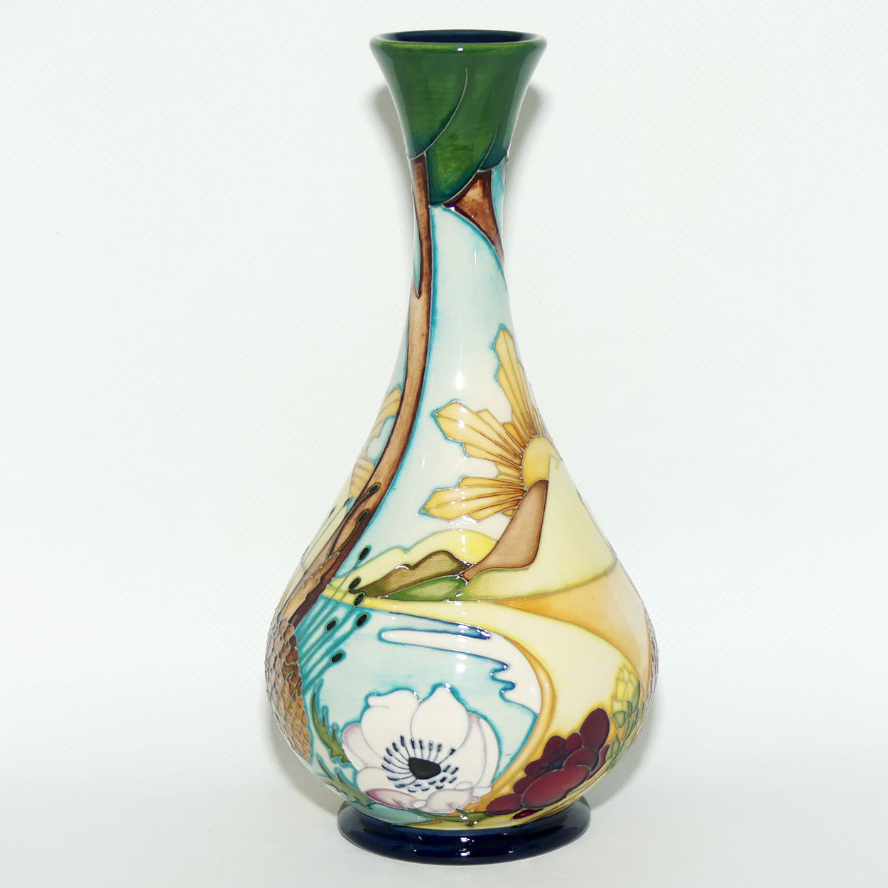 Moorcroft Anzac Centenary Lone Pine 80/9 vase | Trial