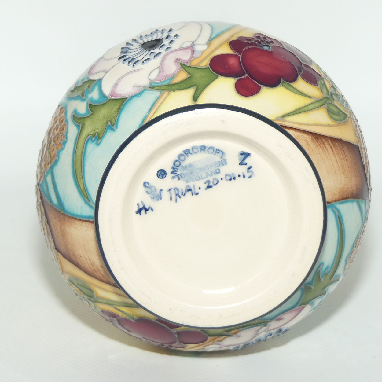 Moorcroft Anzac Centenary Lone Pine 80/9 vase | Trial