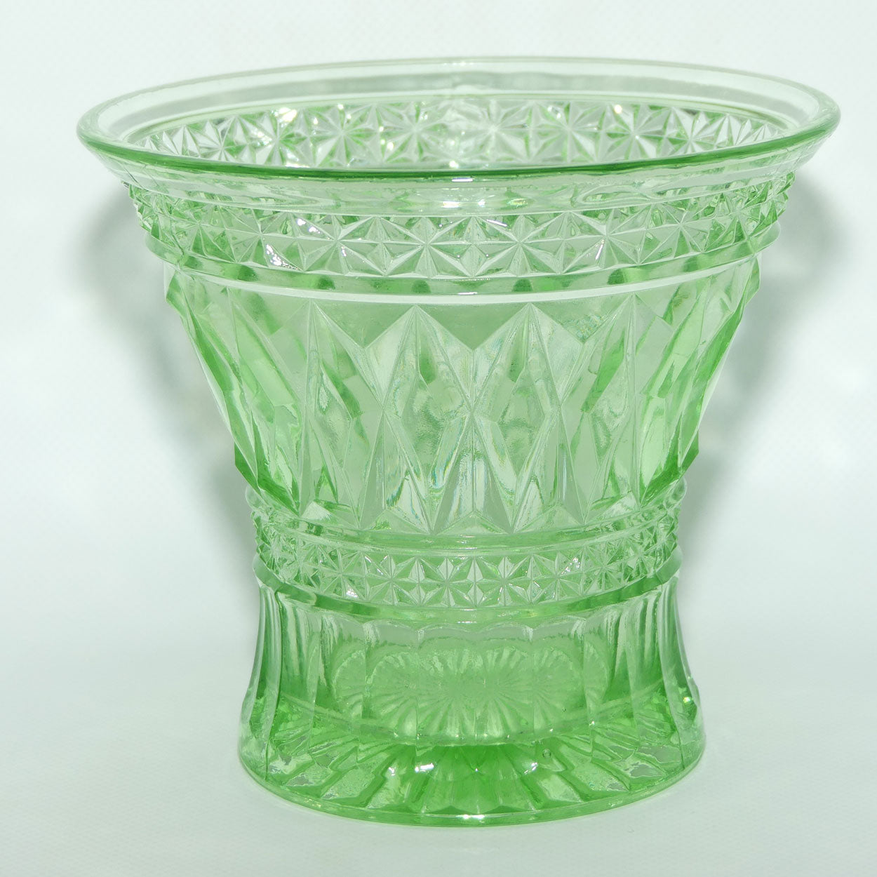 Green Depression Glass Long Diamond pattern vase | 14cm tall