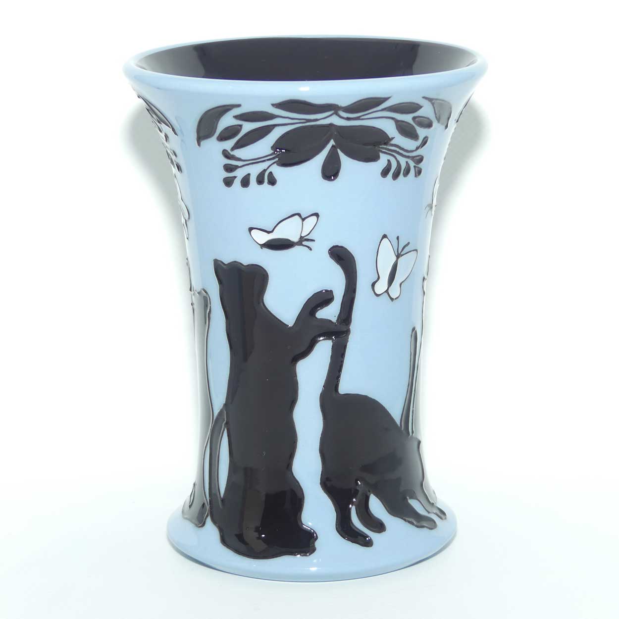 Moorcroft Lucky 158/6 vase | Num Ed 577