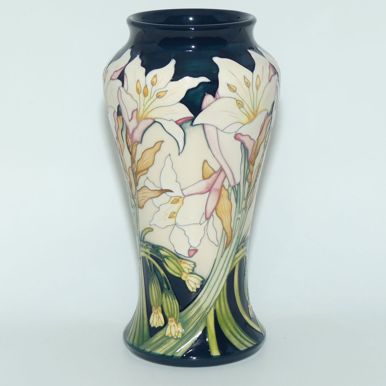 Moorcroft Madonna Lily 95/10 vase |LE 1/30