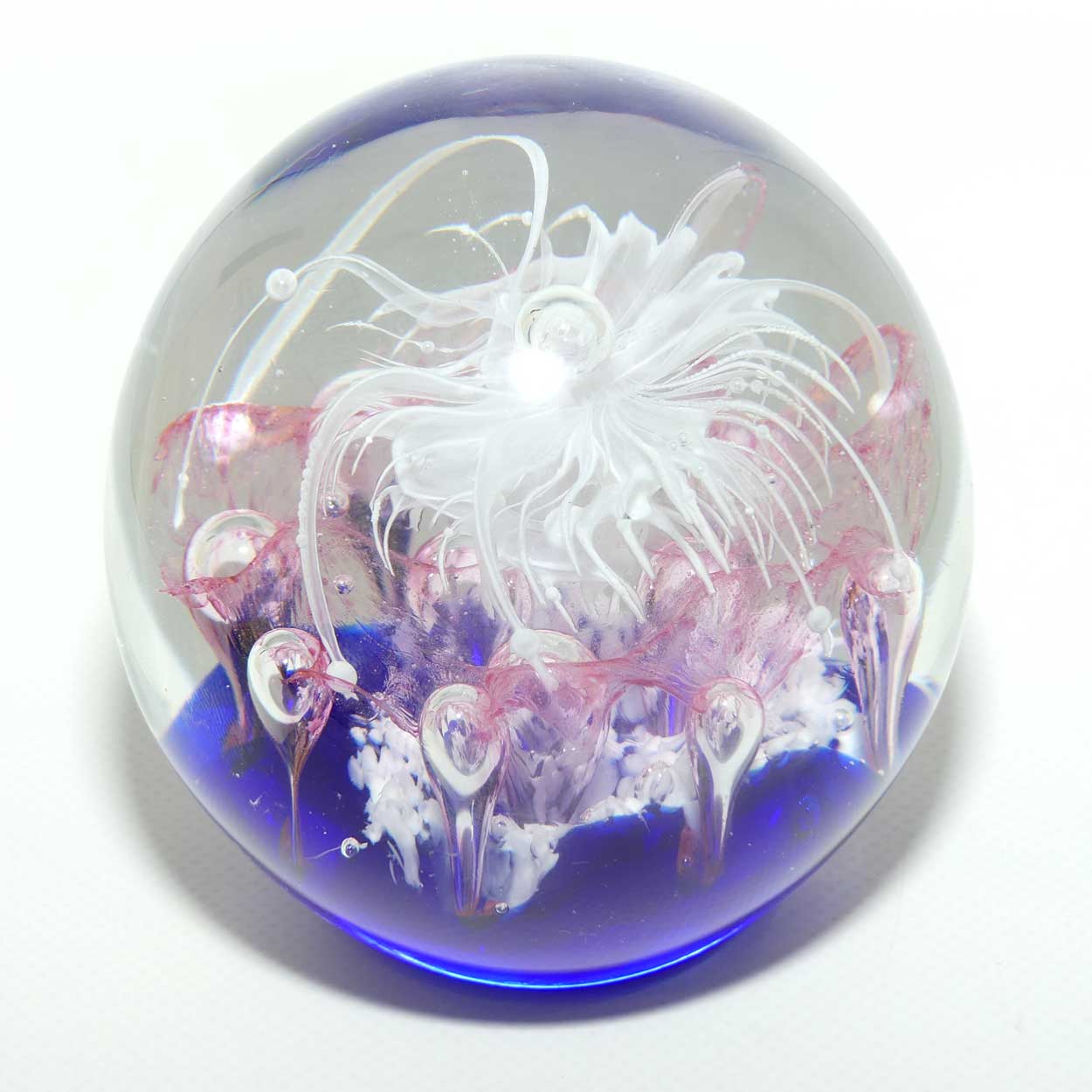 Controlled bubble Swirl paperweight | White, Pink and Blue | Magnum