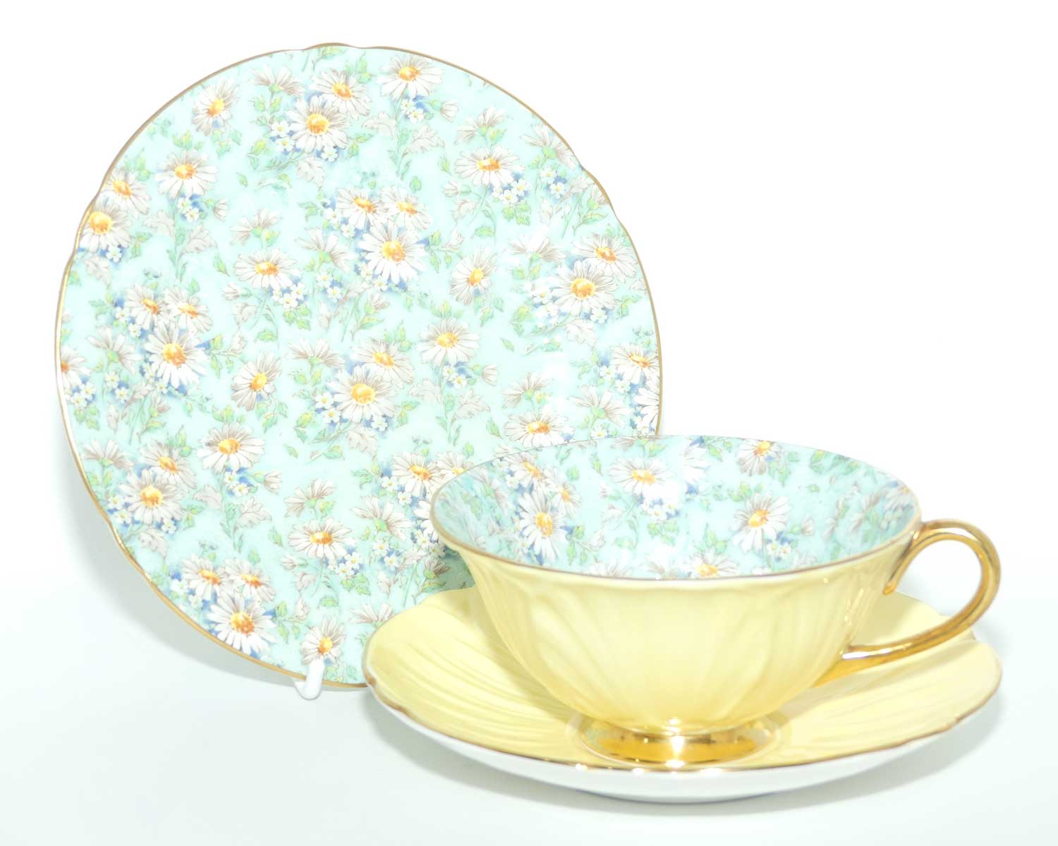 Shelley Oleander shape trio | Marguerite pattern with Yellow exterior
