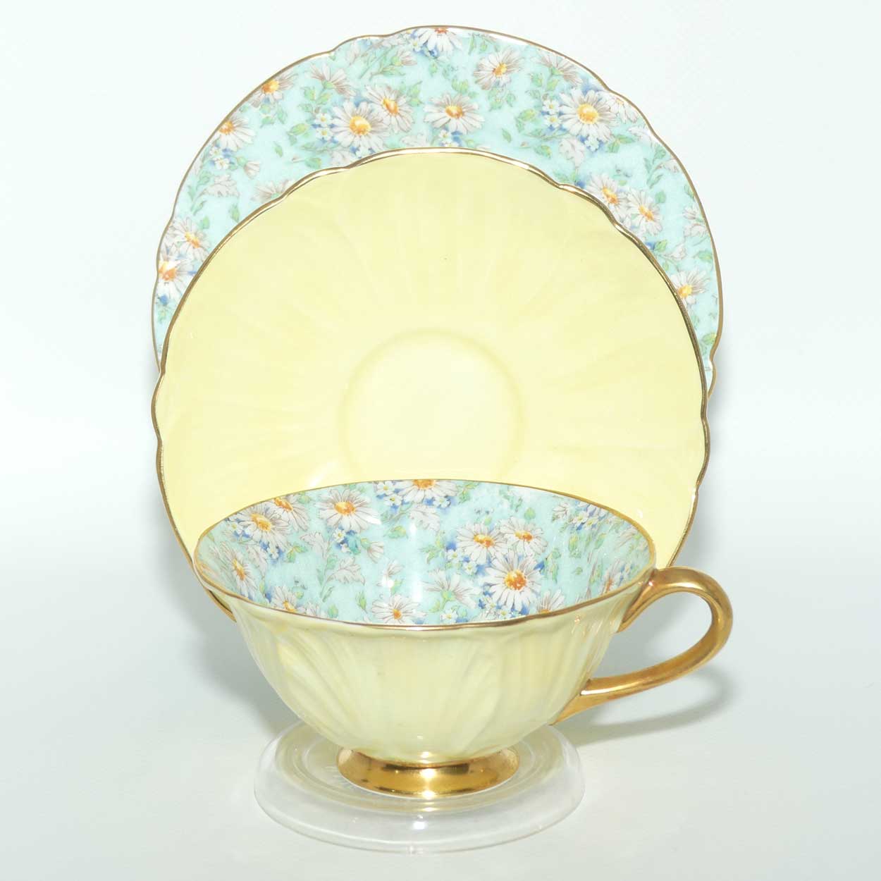 Shelley Oleander shape trio | Marguerite pattern with Yellow exterior | #2