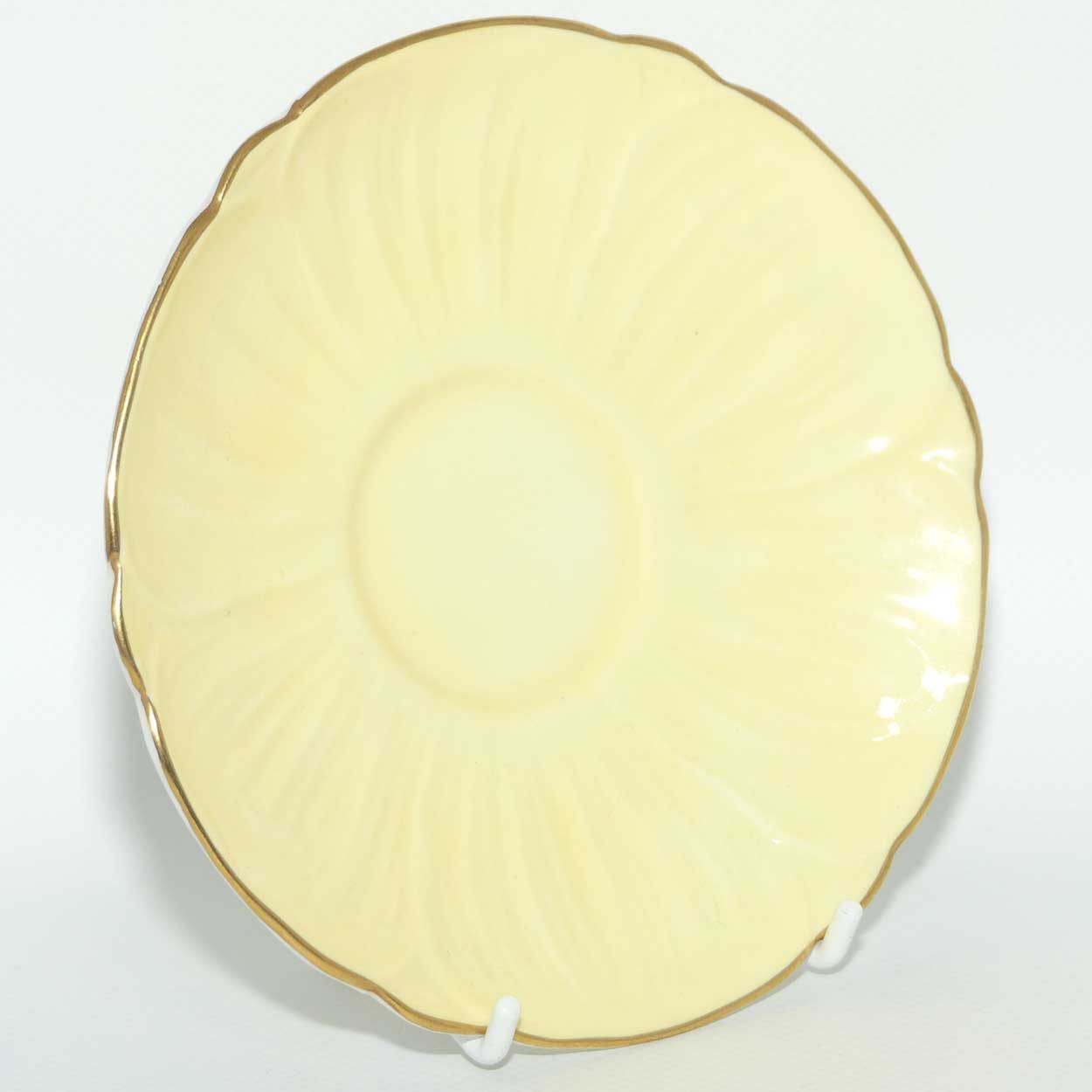 Shelley Oleander shape trio | Marguerite pattern with Yellow exterior | #2
