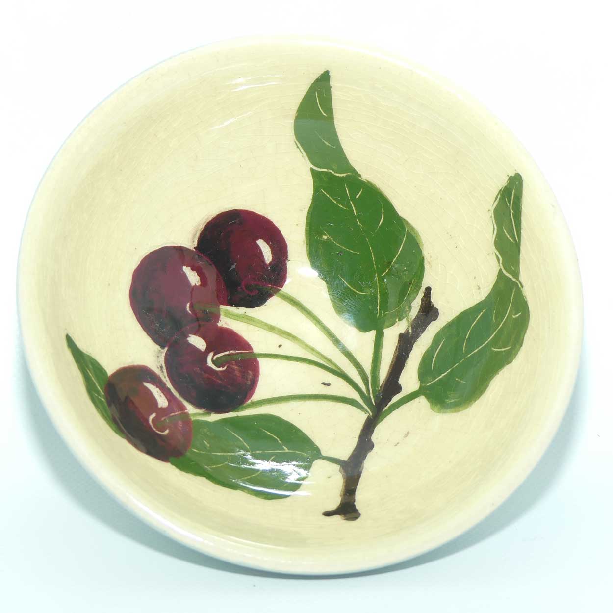 Martin Boyd Cherries on the Vine scene bowl | 12cm diam