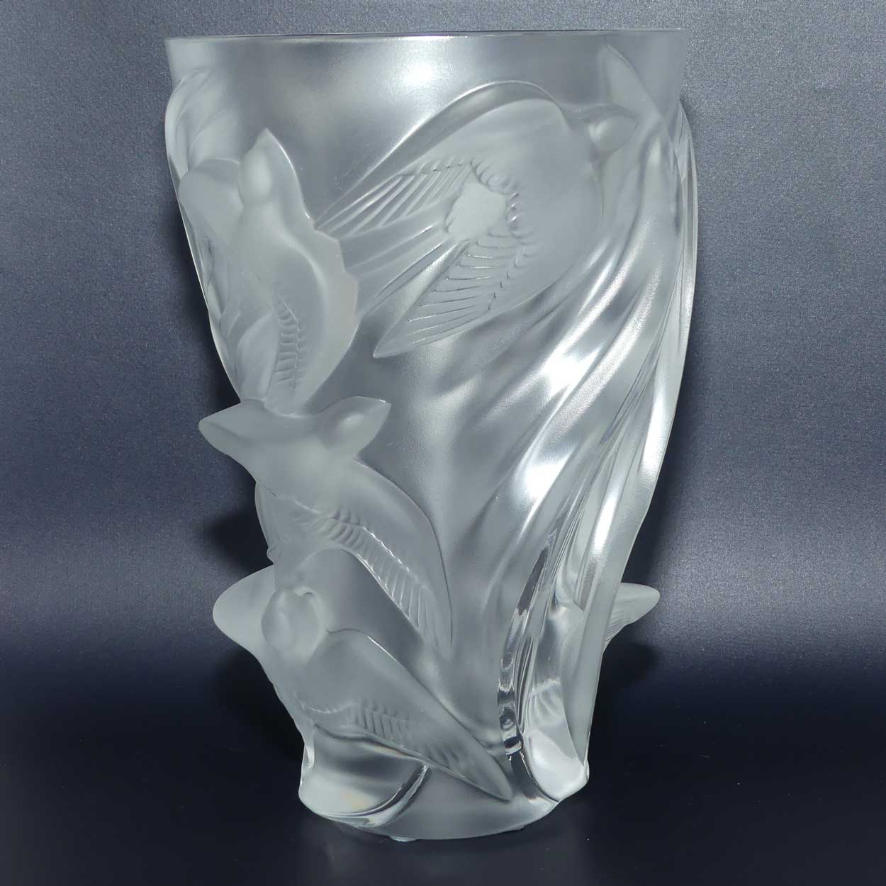 Lalique France Martinets vase