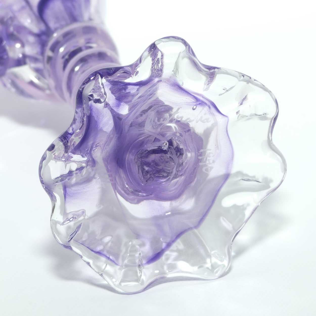 Martini Art Glass Australia | Tina Cooper | Amethyst flute | One Flower