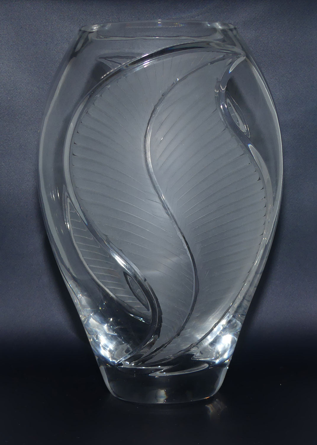 Marw Crystal Italy well facetted Art Crystal vase