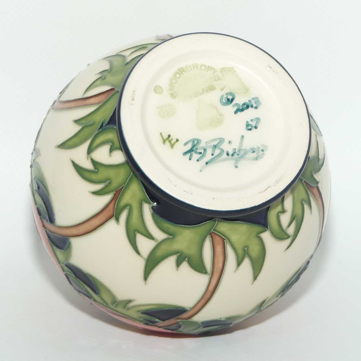 Moorcroft Meo Voto 41/4 vase | Num Ed 67