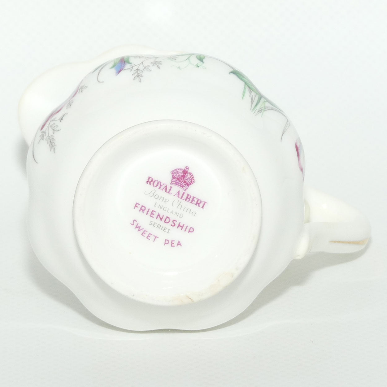 Royal Albert Friendship series Sweet Pea milk jug | coffee size