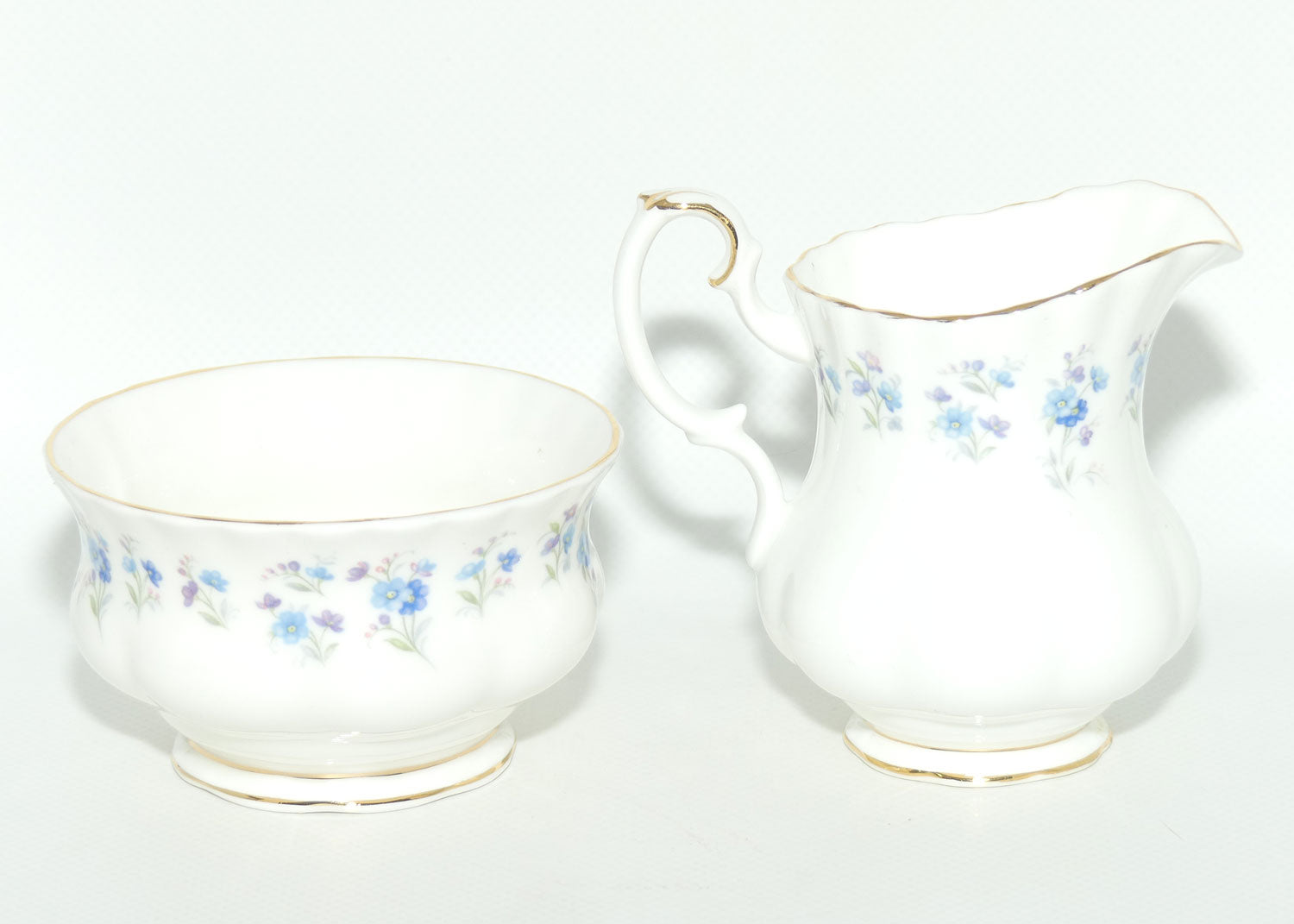 Royal Albert Bone China England Memory Lane milk jug and sugar bowl | Coffee size