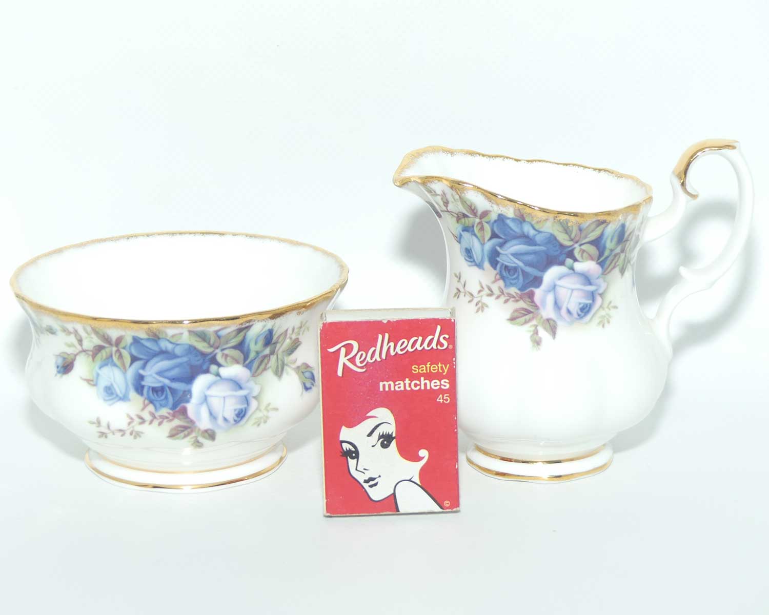 Royal Albert Bone China England Moonlight milk jug and sugar bowl | coffee size | © 1987 Royal Albert Ltd backstamp
