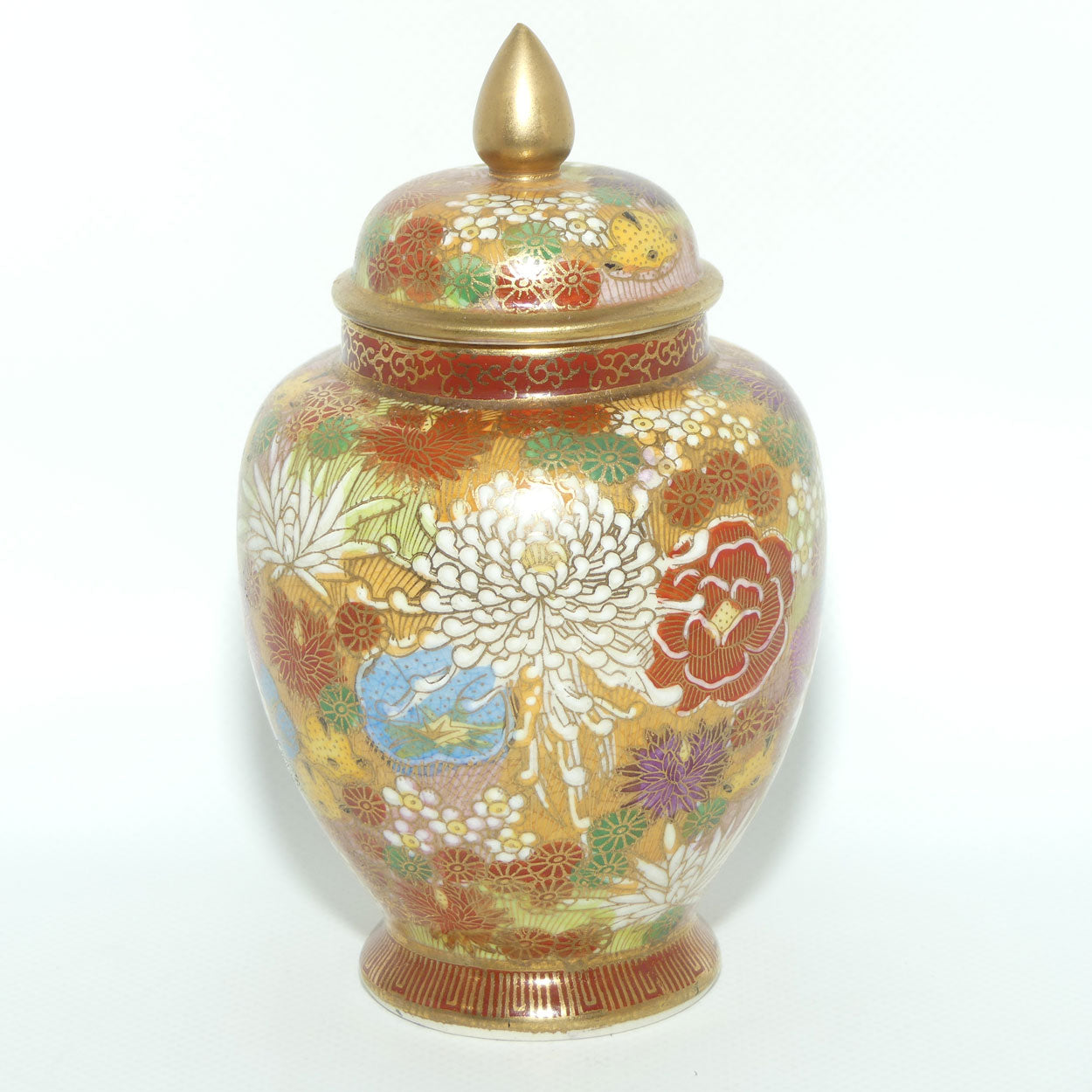 Satsuma Lidded pot | #2 | Thousand Flowers Mille Fleur design | Taisho period