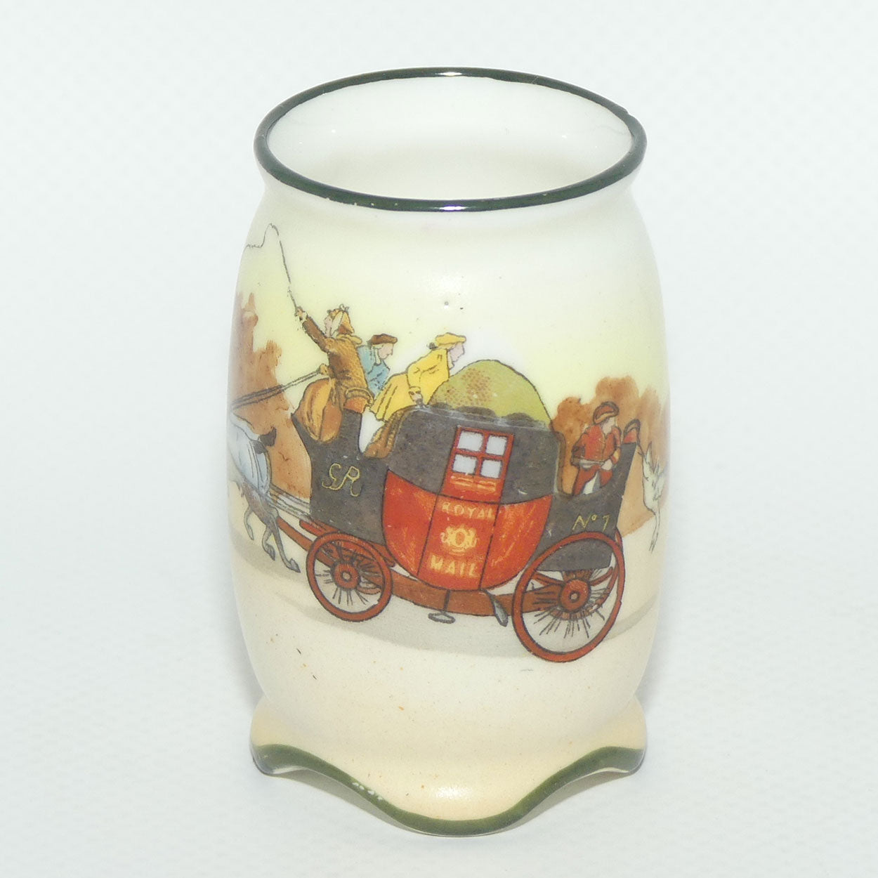 Royal Doulton Coaching Days miniature vase E3804 | 4 Splay Feet
