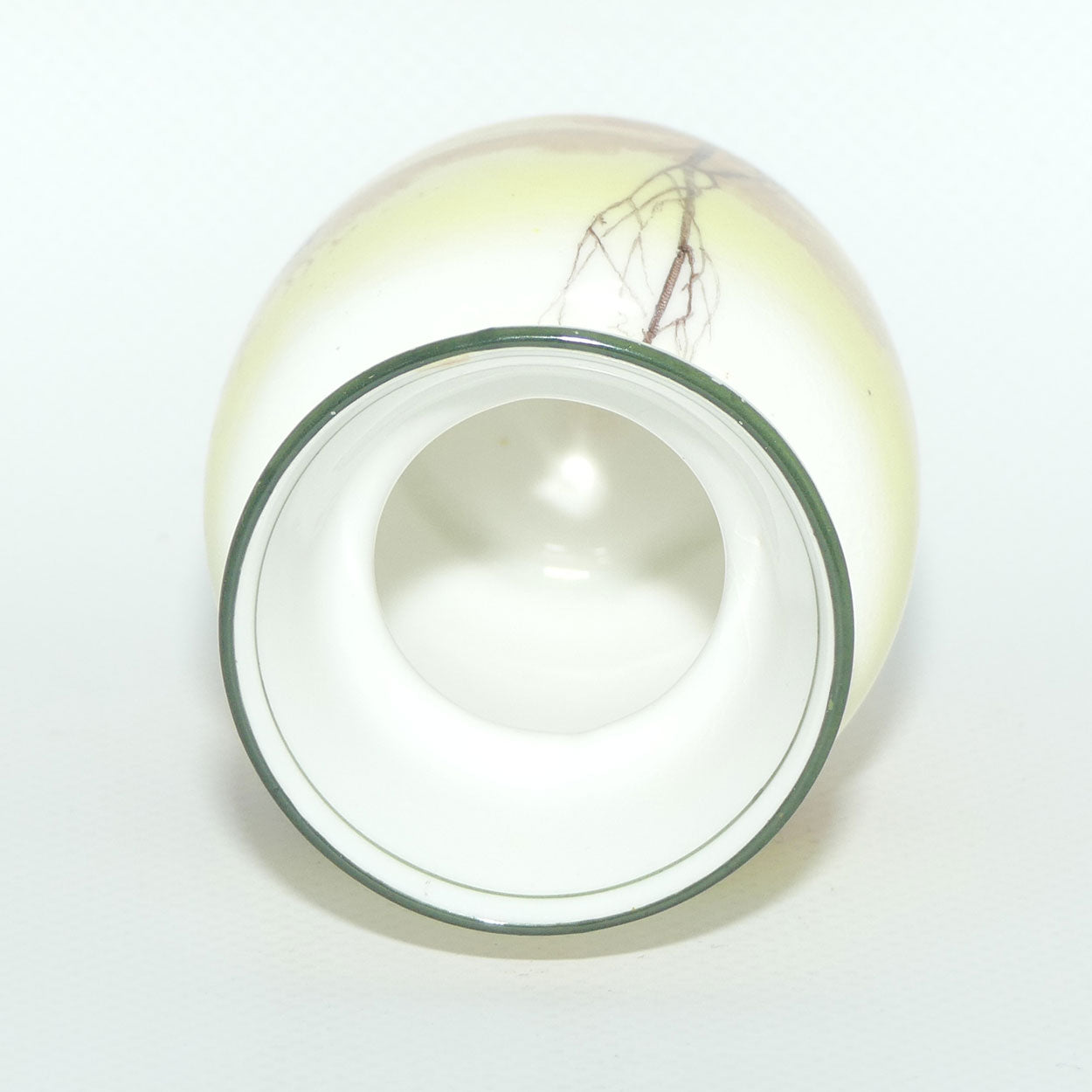 Royal Doulton Coaching Days miniature vase | Snow