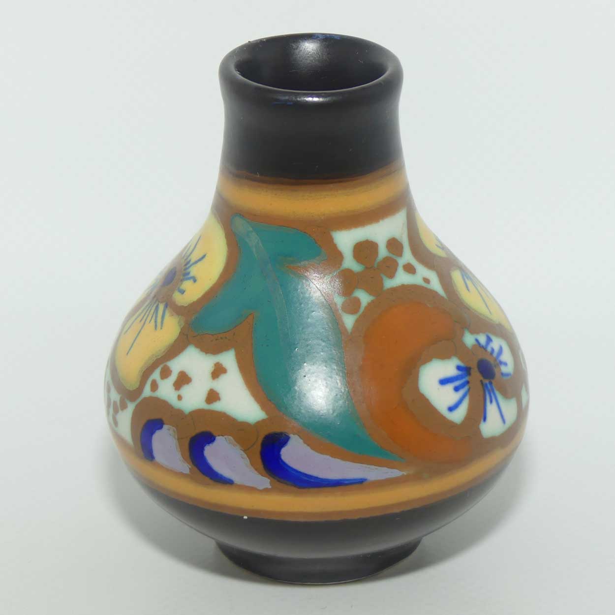 Gouda Holland miniature vase | Pansy motif | original retailer label to base
