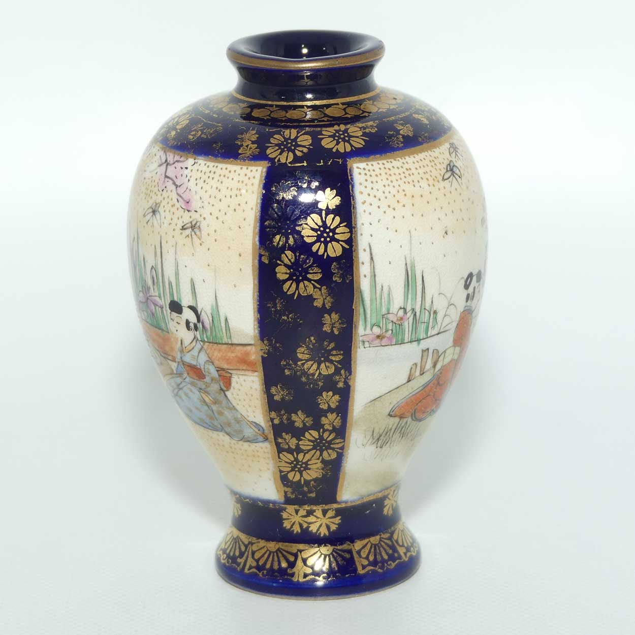 Miniature Satsuma vase with Fine Decoration | Gosu Blue by Hattori
