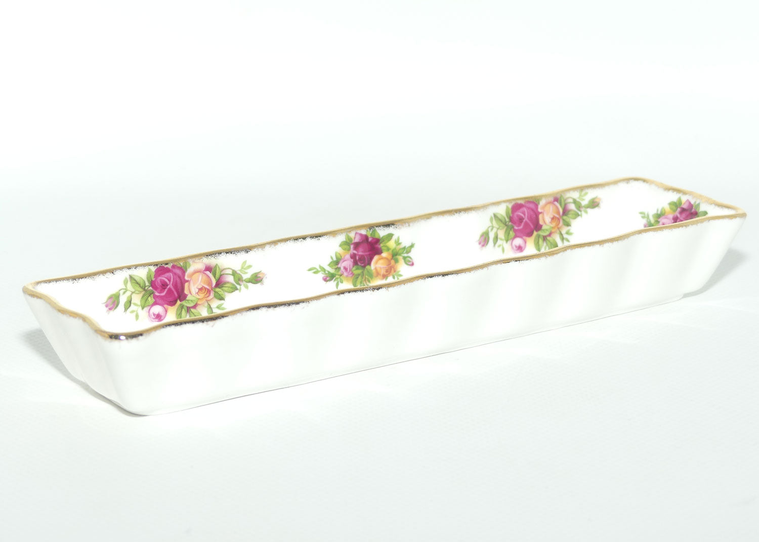 Royal Albert Bone China England Old Country Roses mint tray | © 1962 Royal Albert Ltd backstamp