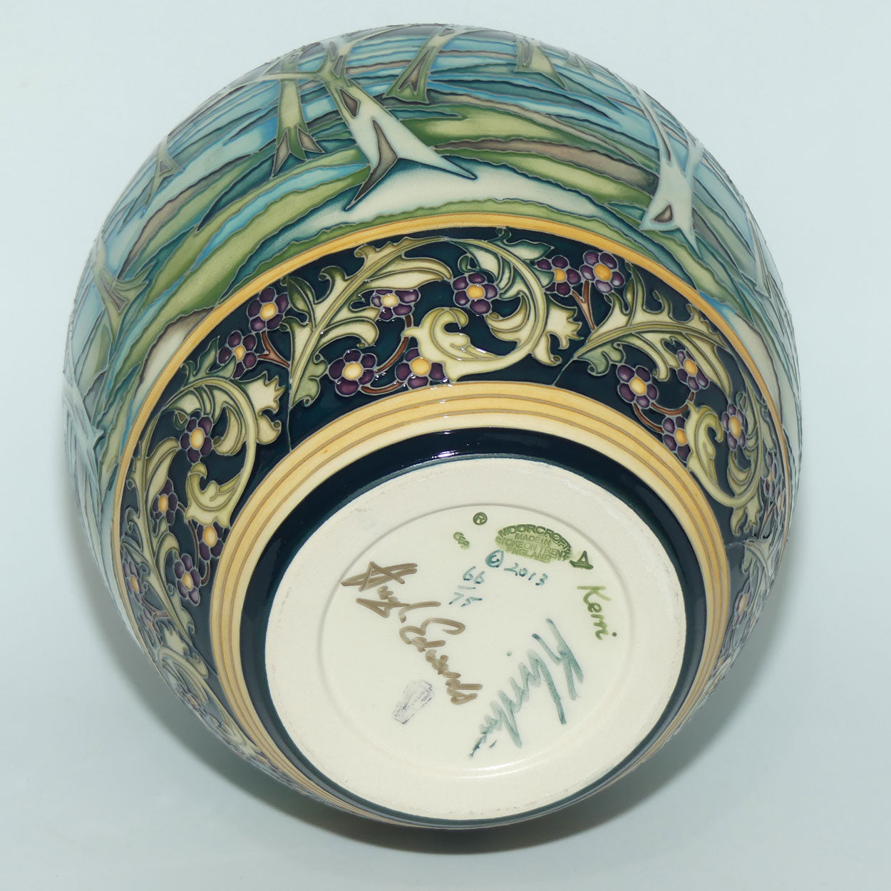 Moorcroft Moonshine 61/10 vase | LE 66/75