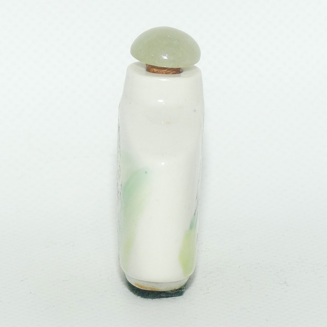 Chinese snuff bottle with greenstone stopper | Mountain scene