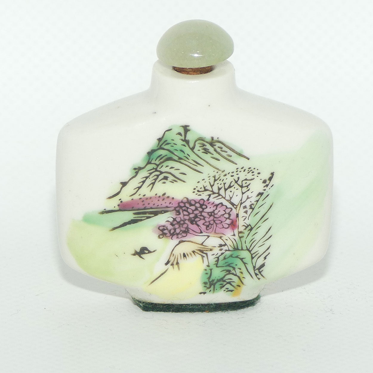 Chinese snuff bottle with greenstone stopper | Mountain scene