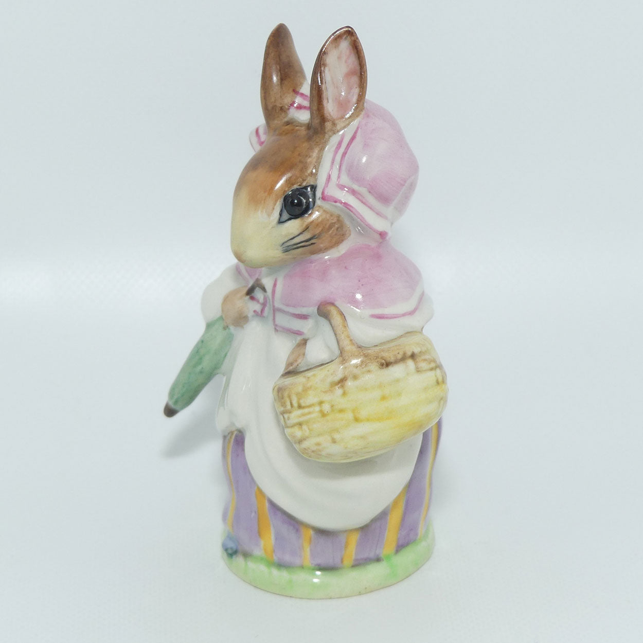 Beswick Beatrix Potter Mrs Rabbit | Umbrella Out | Lilac | GOLD OVAL BP2a | #1