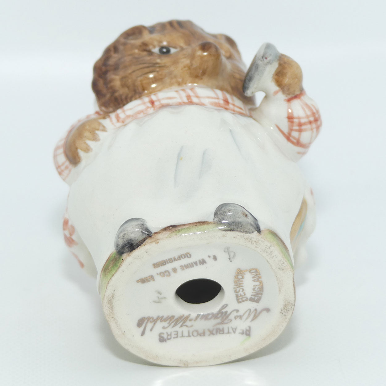 Beswick Beatrix Potter Mrs Tiggywinkle | BP2a Gold Oval | #3