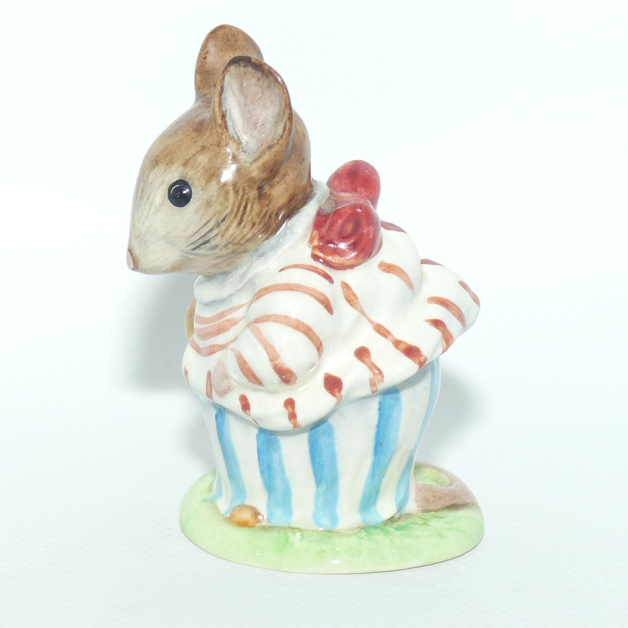 Beswick Beatrix Potter Mrs Tittlemouse | BP2a Gold Oval