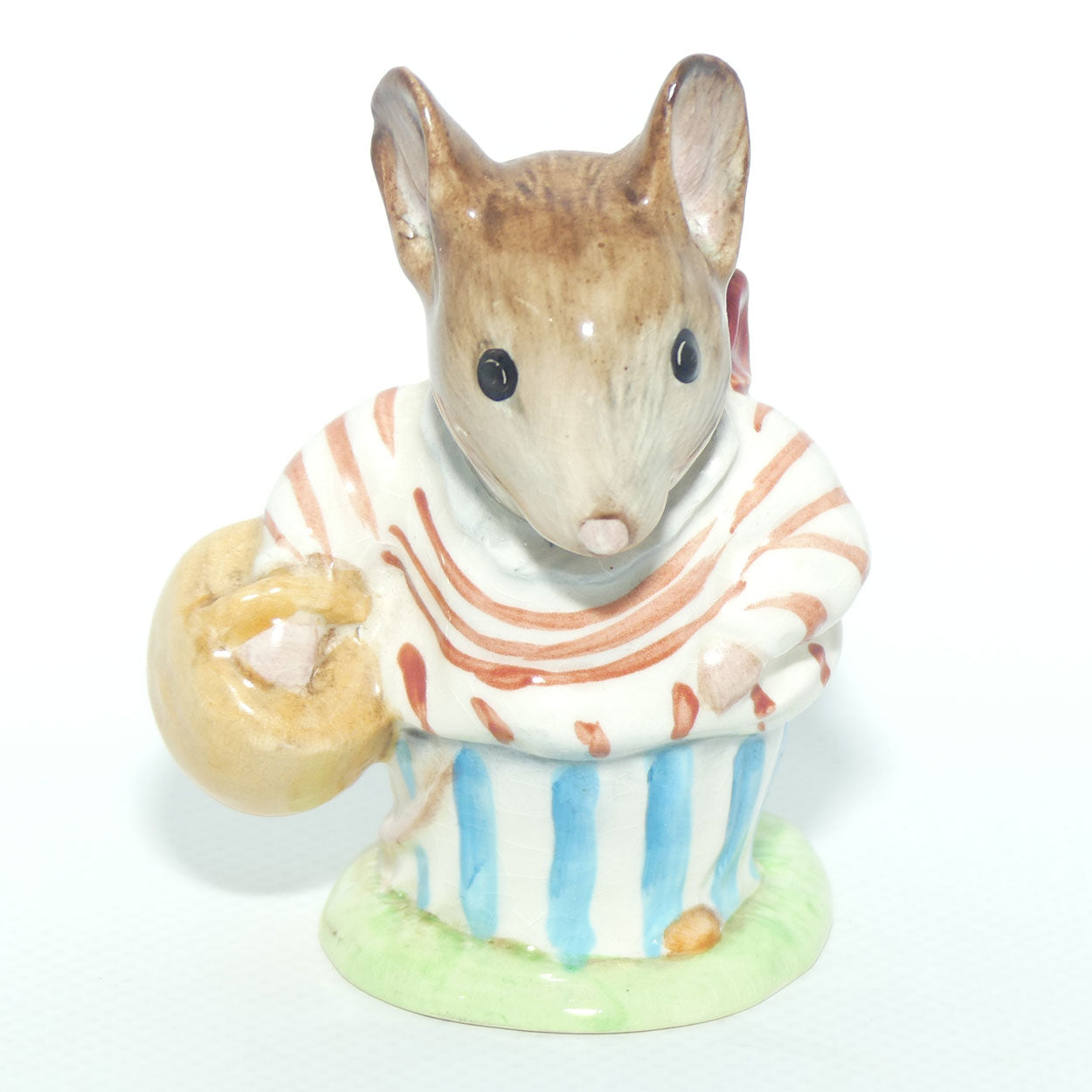 Beswick Beatrix Potter Mrs Tittlemouse | BP2a Gold Oval