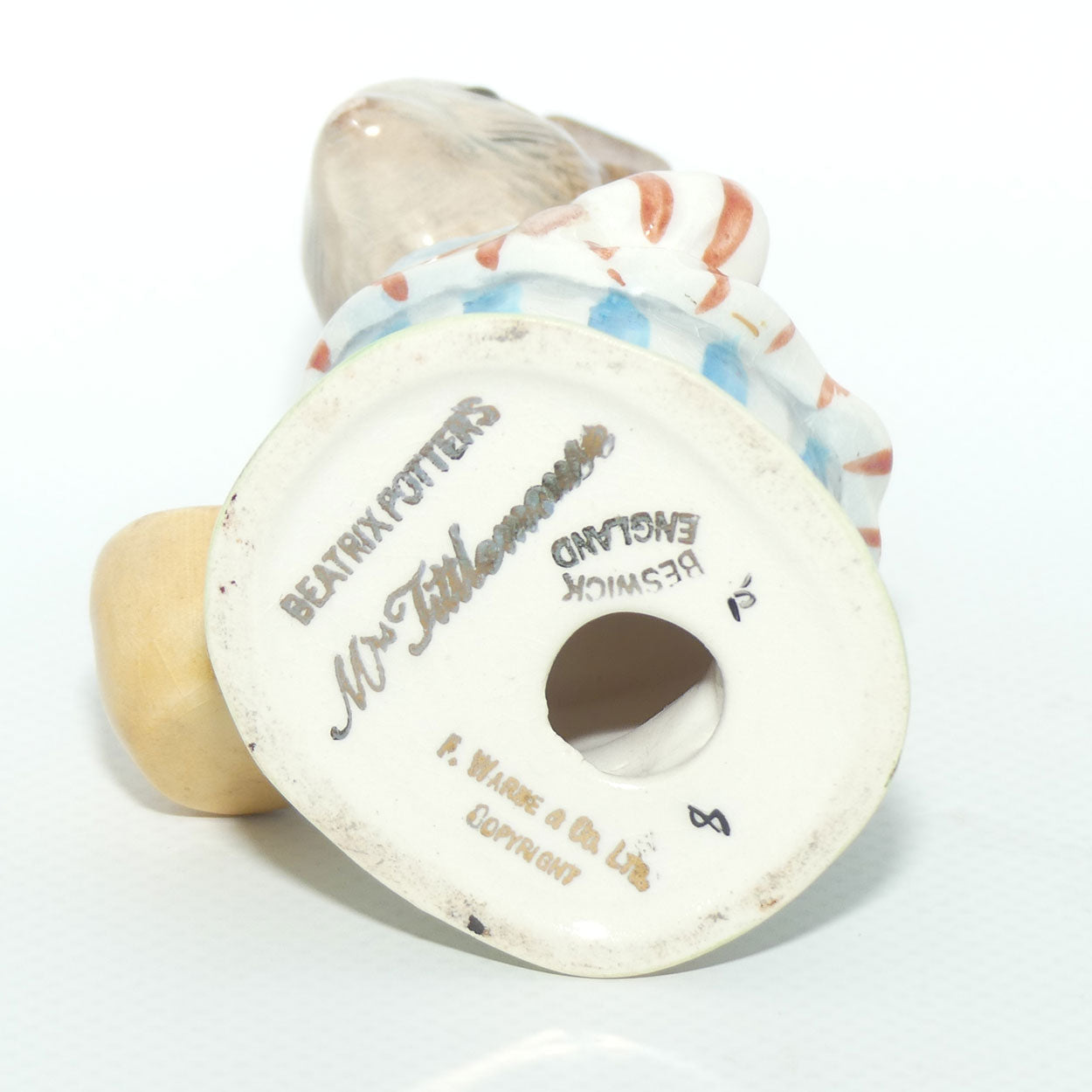 Beswick Beatrix Potter Mrs Tittlemouse | BP2a Gold Oval