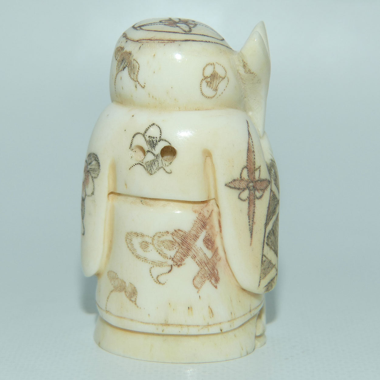 Japanese Carved Bone Netsuke | Jurojin