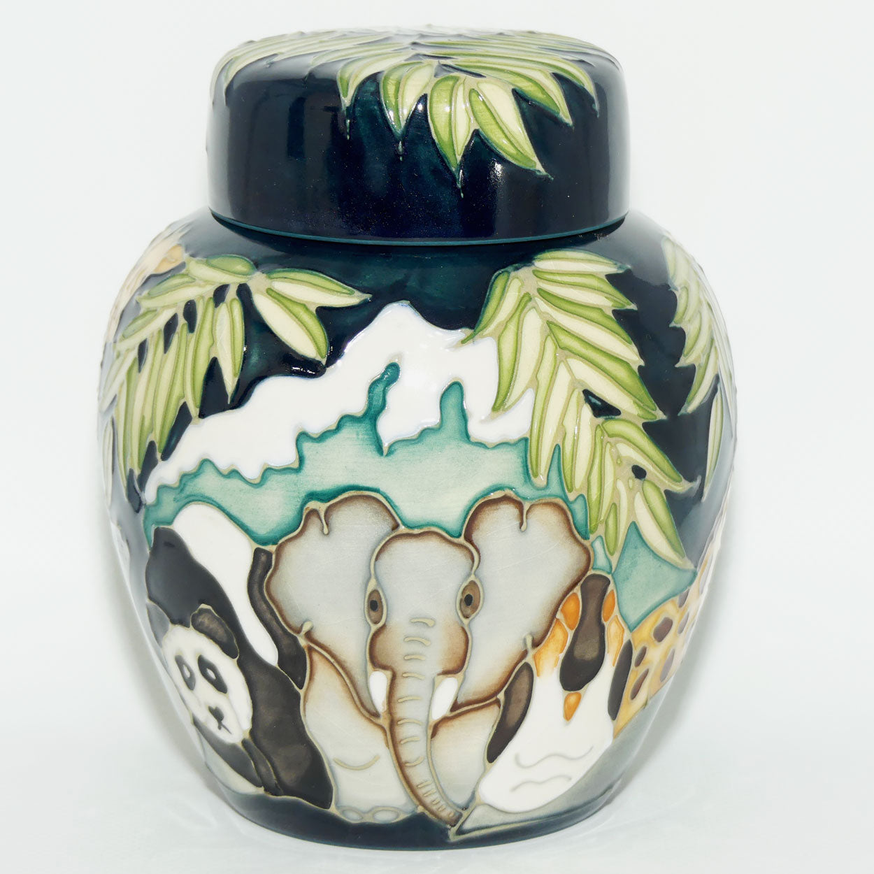 Moorcroft Noah's Ark 769/6 ginger jar | MCC |