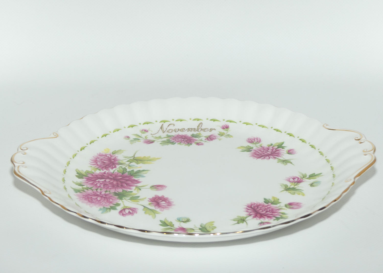 Royal Albert Bone China England | Flower of the Month series | #11 | November Chrysanthemum tab handle cake plate