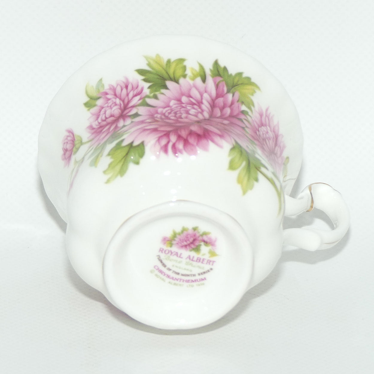 Royal Albert Bone China England | Flower of the Month series | #11 | November Chrysanthemum trio