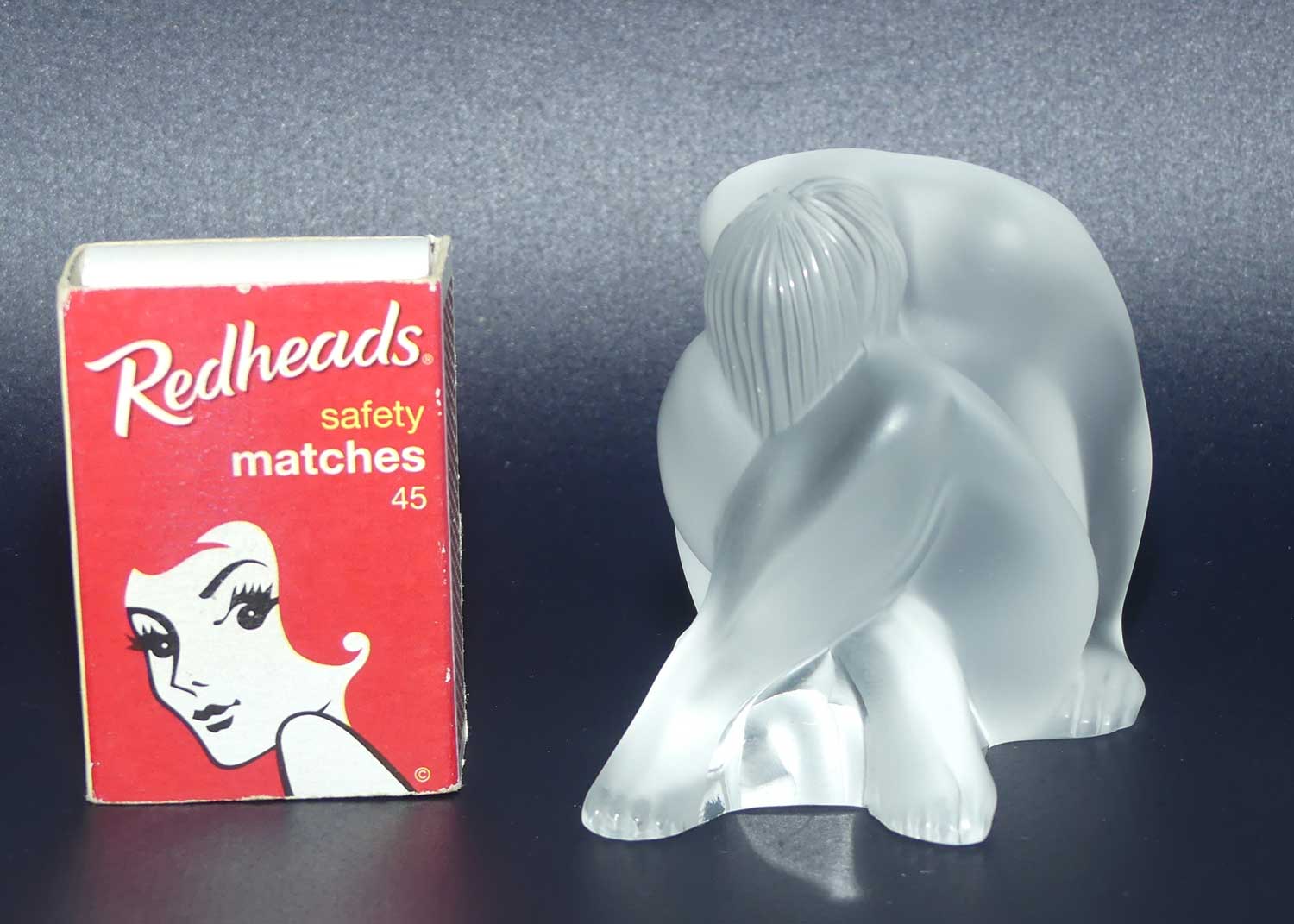 Lalique France Nude Assis figure | boxed