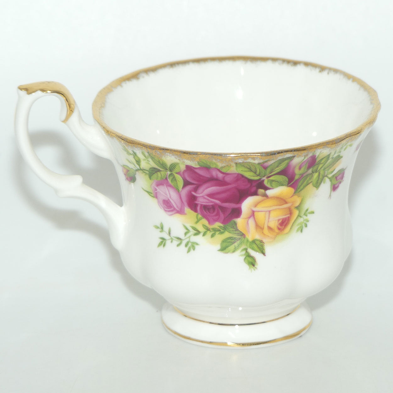 Royal Albert Bone China England Old Country Roses trio set of 6 | © 1962 Royal Albert Ltd backstamp | #1