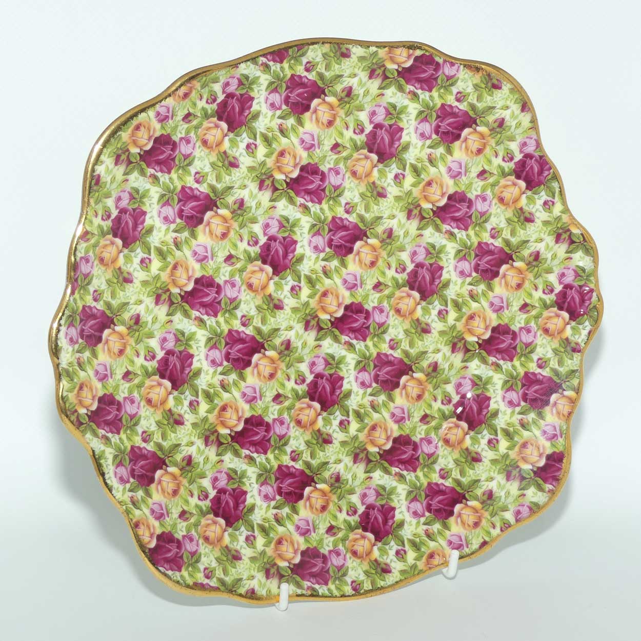 Royal Albert England Old Country Roses Chintz Collection tab handle square plate | 24cm