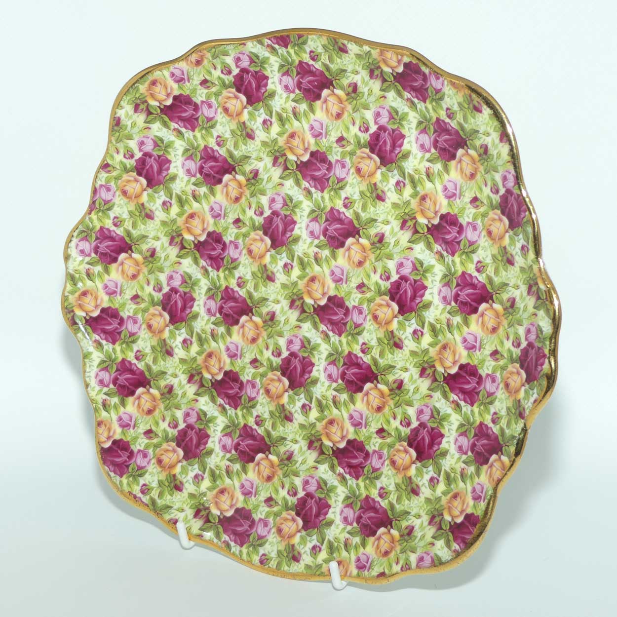 Royal Albert England Old Country Roses Chintz Collection tab handle square plate | 24cm