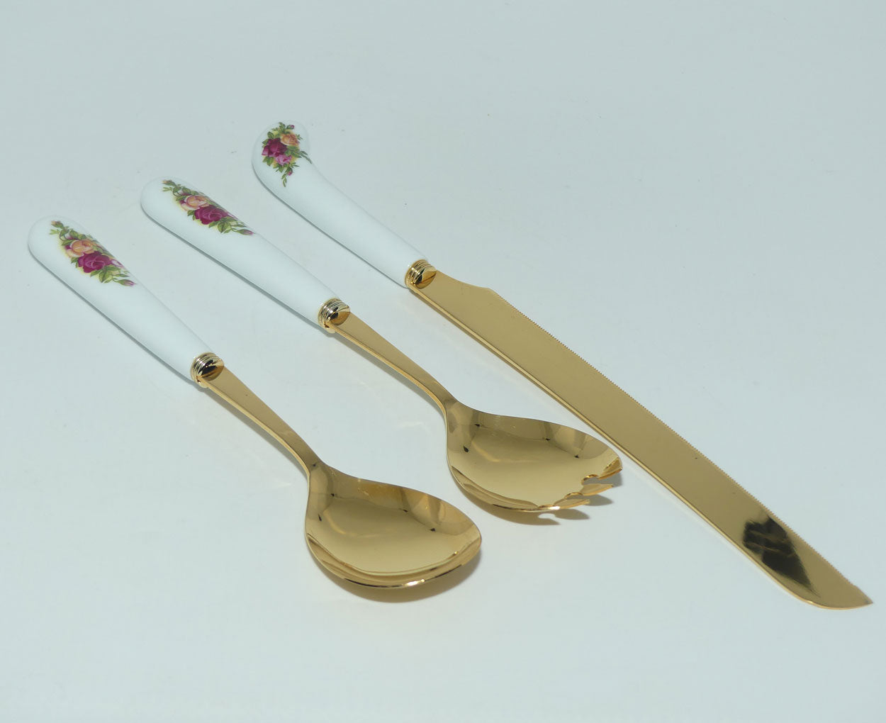 Royal Albert Bone China Old Country Roses cutlery | salad servers + bread knife
