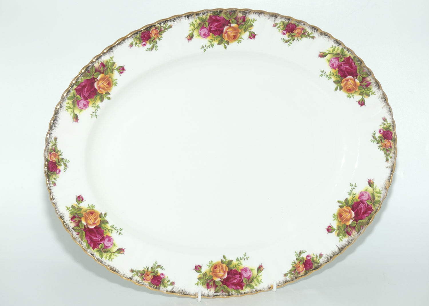 Royal Albert Bone China England Old Country Roses oval meat platter | 38cm | early backstamp