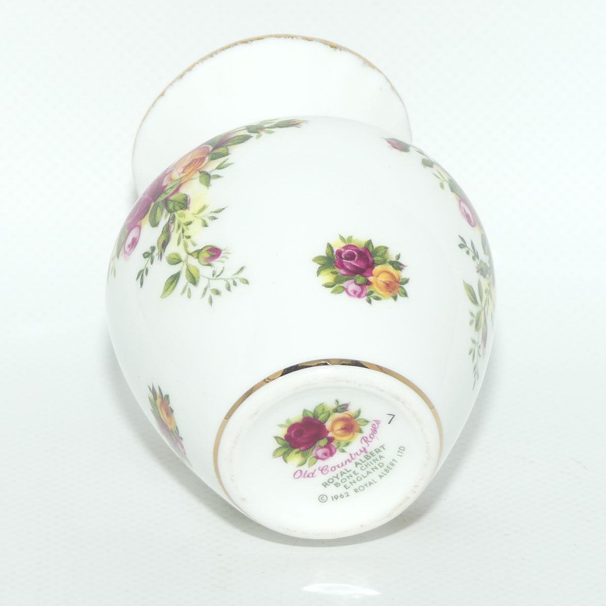 Royal Albert Bone China England Old Country Roses miniature vase | ©1962 Royal Albert Ltd backstamp