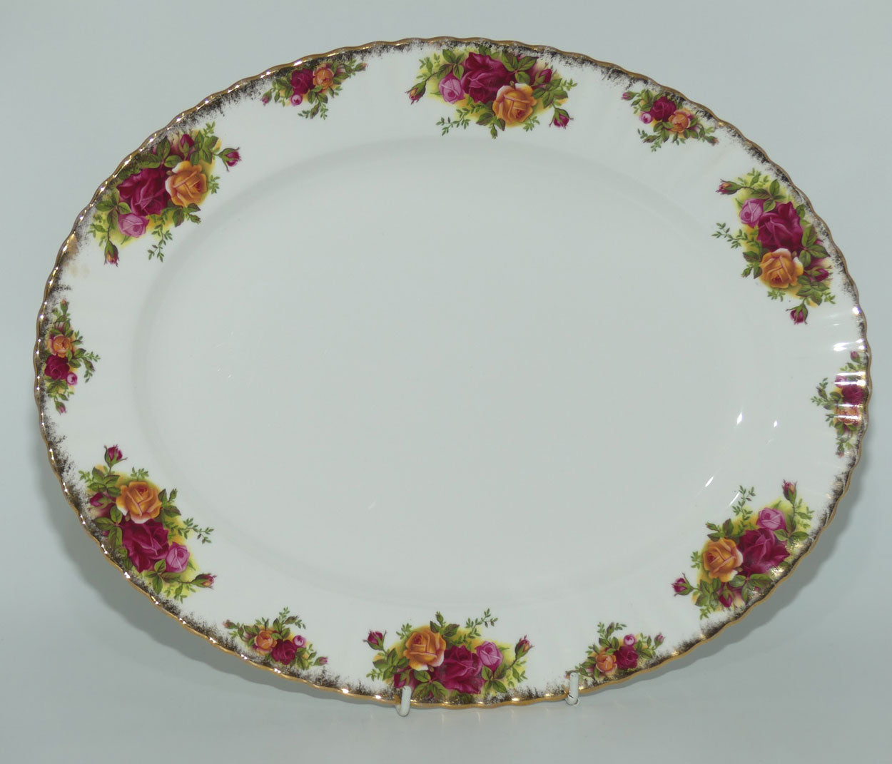 Royal Albert Bone China England Old Country Roses oval meat platter | 38cm | early backstamp