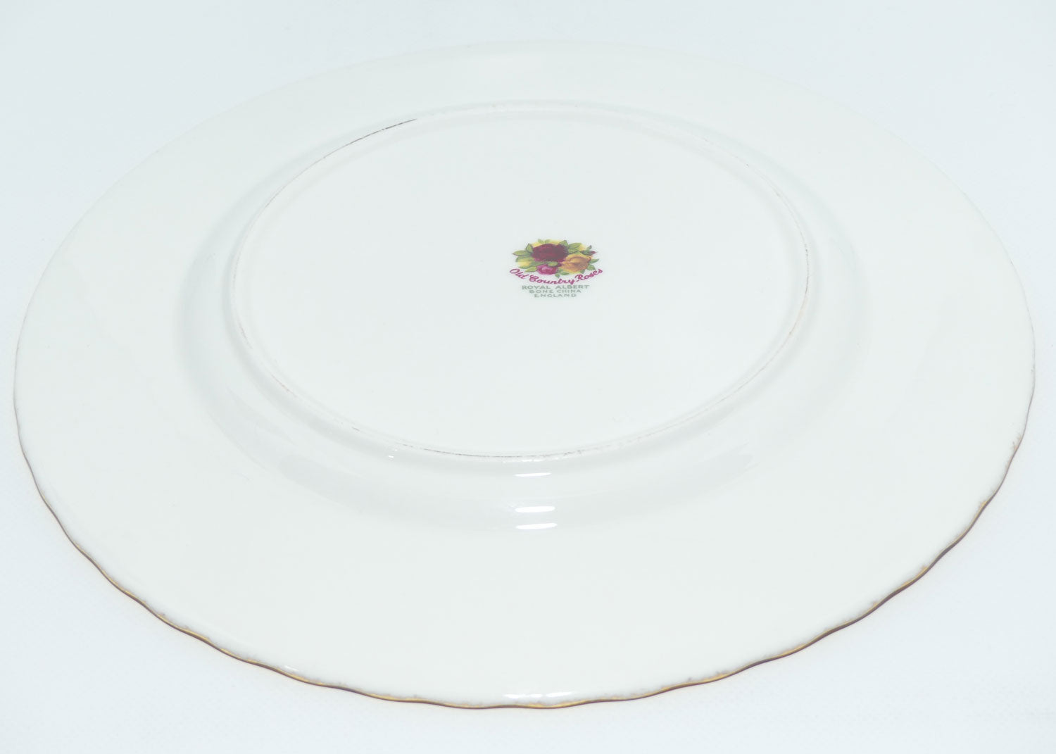 Royal Albert Bone China England Old Country Roses set of 6 entree or salad plates | 20.5cm diam | early backstamp